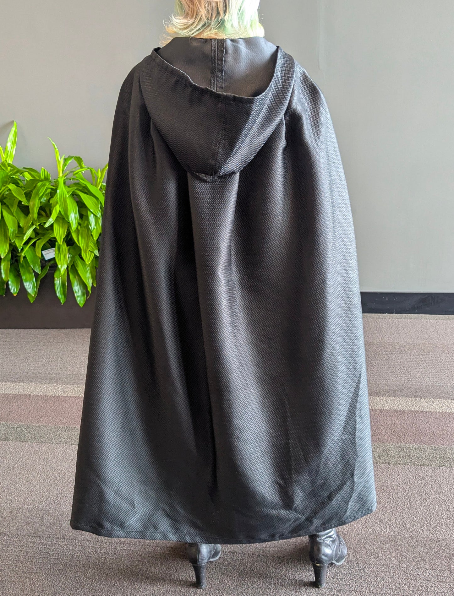 Obsidian Chevron Cloak