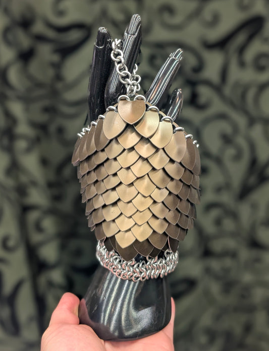 Scalemail Gauntlet (Pair) - Champagne